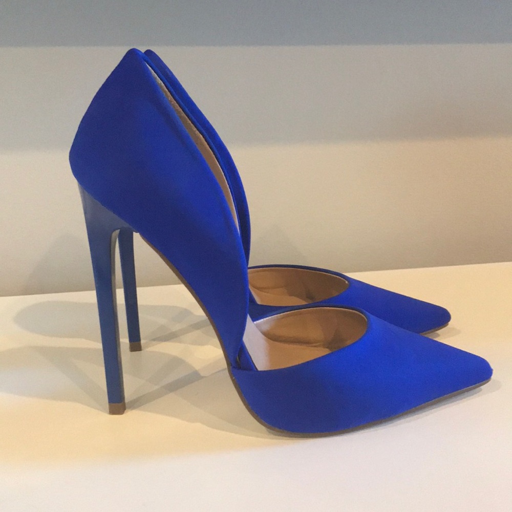 Just Fab Electric Blue Pumps
